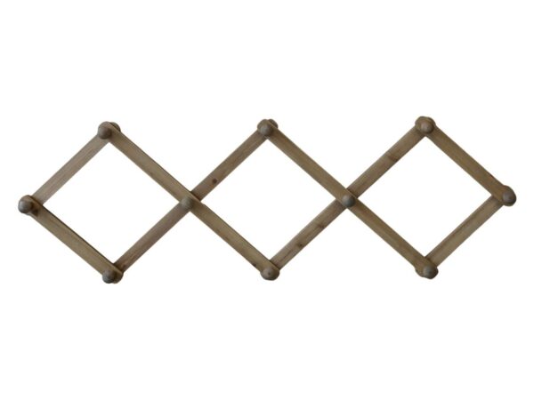 Knagarekkja v/10 knagum, Natúr