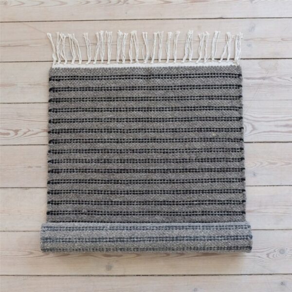 Chindy Teppi 80x150cm Myrkabrúnt