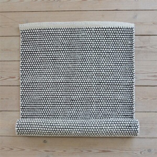 Chunky Teppi 80x150cm Svart